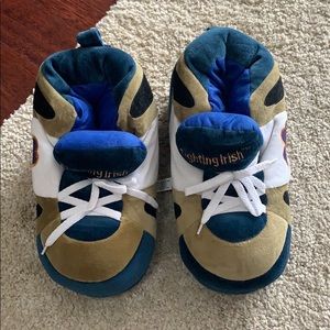 Notre Dame Slippers Size 10-11.5